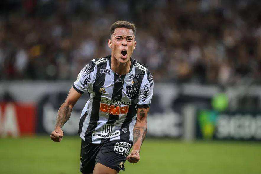 Atlético confirma venda de cria da base para time ucraniano