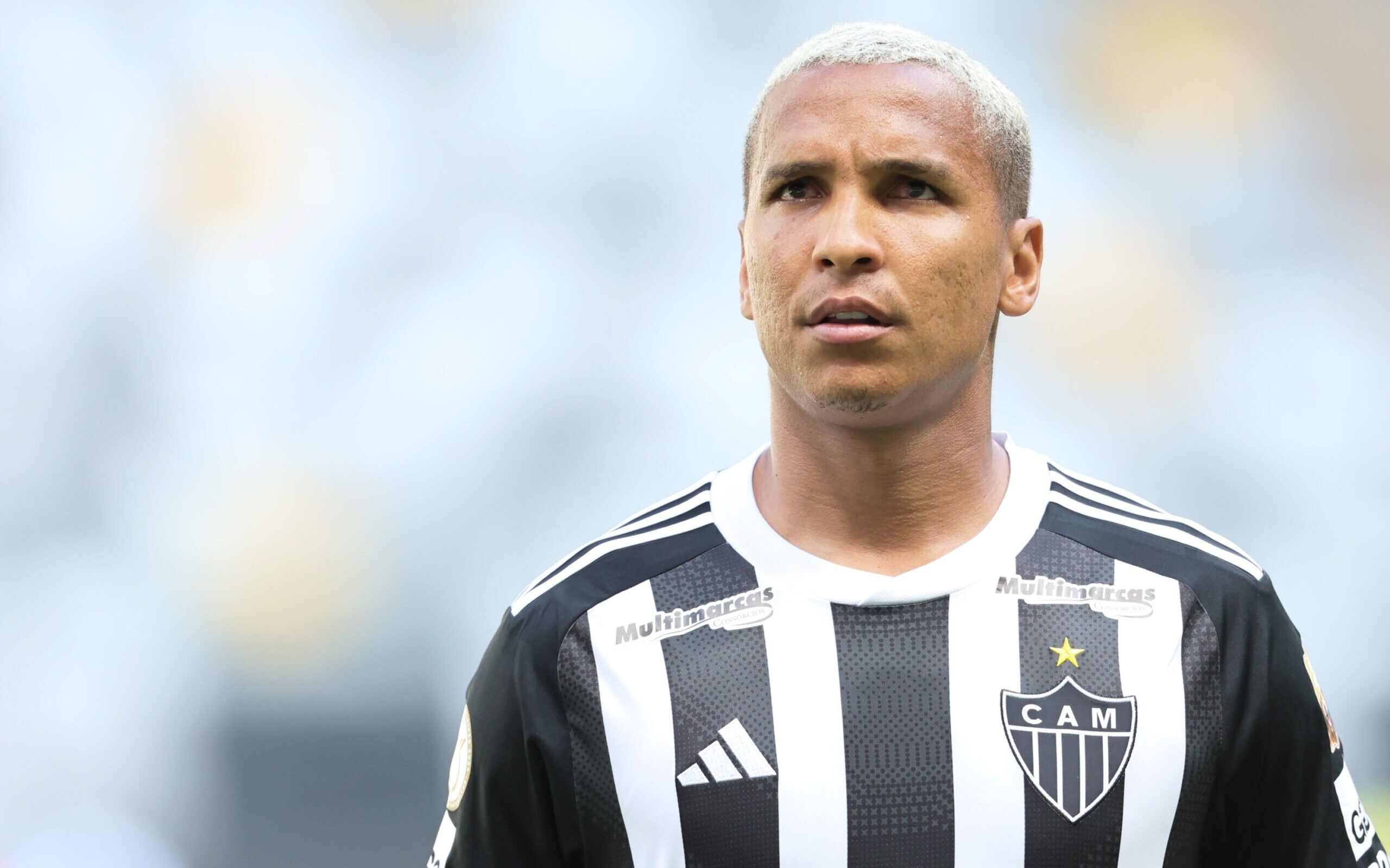 Deyverson aciona Atlético na Justiça e cobra valor milionário; confira