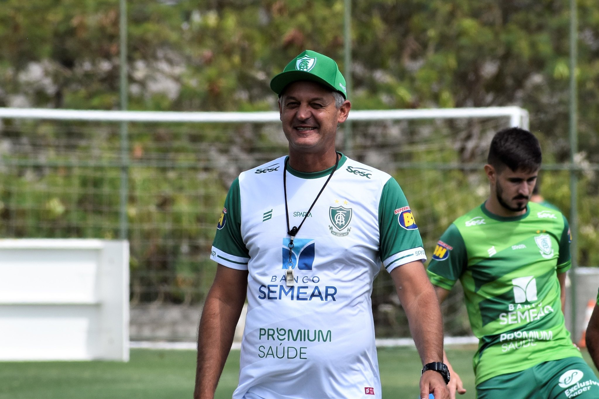 Lisca revela sonho de treinar o Atlético e brinca em imitar o Galo Doido
