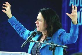 Janaina critica Bolsonaro após sugestão de Damares para o Senado