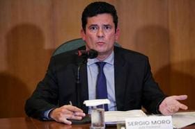 Discutir saída de Moro do Podemos é algo impróprio, diz Alvaro Dias