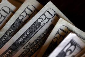 Dólar à vista fecha abaixo de R$ 5,40 e acumula queda de 1,20% na semana