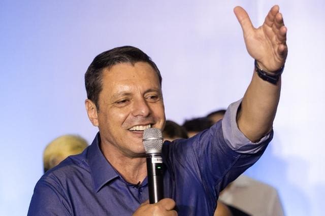 Eleições 2020: Rogério Santos confirma favoritismo e vence no 1º turno em Santos