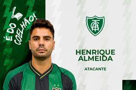 América anuncia contratação do atacante Henrique Almeida