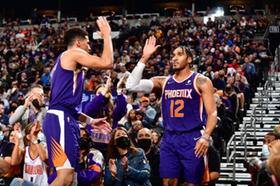 Phoenix Suns supera Utah Jazz e fatura a 7ª vitória seguida na NBA