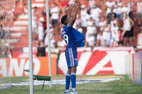 Ouça o gol da vitória do Cruzeiro contra o Náutico, na voz de Léo Campos
