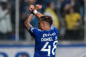 'Feliz e focado', diz Daniel Júnior após renovar com o Cruzeiro