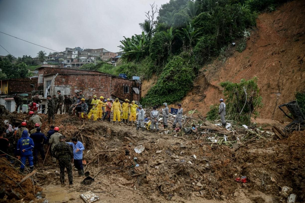 Governo diz que já são 84 mortos nos deslizamentos em Recife | O TEMPO
