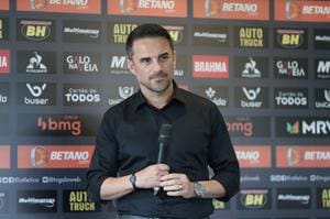 STJD suspende diretor de futebol do Atlético, Rodrigo Caetano