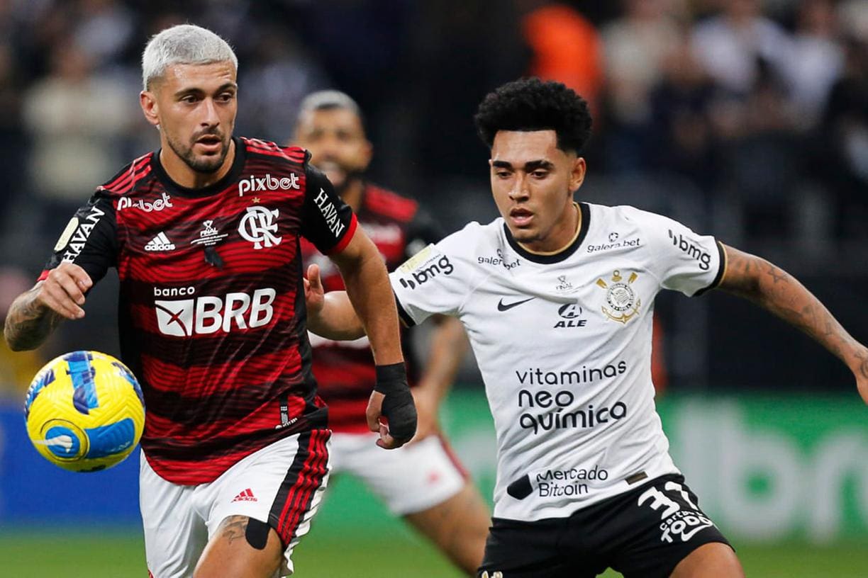 Corinthians e Flamengo empatam no primeiro capítulo da final da Copa do  Brasil | O TEMPO