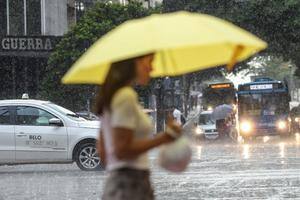 Chove em Belo Horizonte na tarde deste domingo (3)