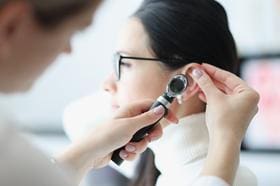 Perda auditiva tem prevenção e tratamento eficazes