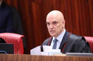 Moraes multa em R$ 600 mil dois perfis que descumpriram decisão do TSE 