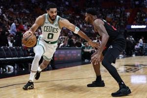 Celtics atropela Heat e Knicks surpreendem atual campeão Denver Nuggets na NBA